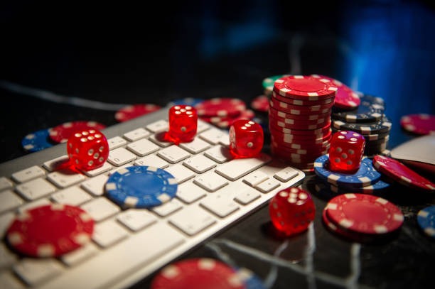 Dragon Tiger live-dealer table on patih with real dealer and HD stream